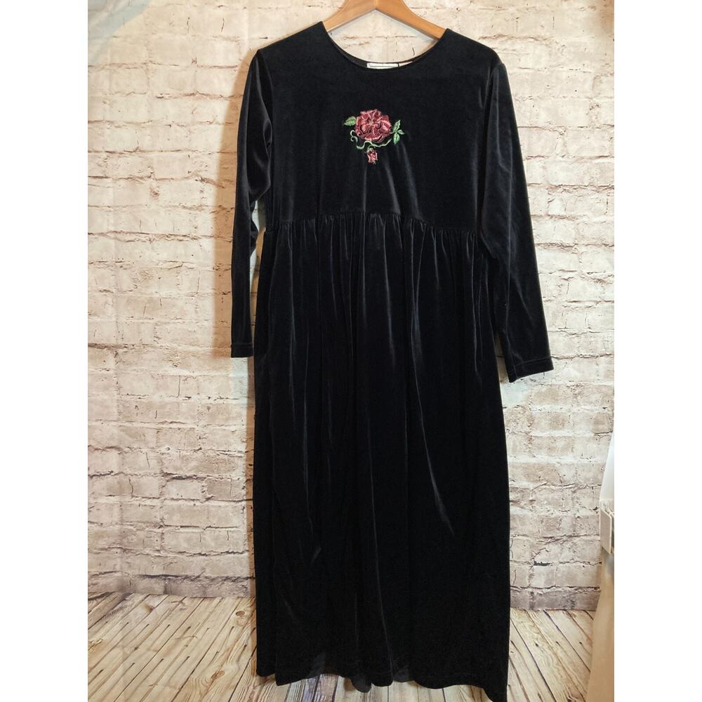 Vintage Shenanigans Velvet Babydoll Dress Womens Medium Black Floral Embroidered